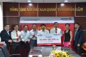 Người tr&uacute;ng 92 tỷ đồng đeo mặt nạ l&atilde;nh thưởng​