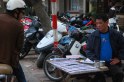 Nhiều người H&agrave; Nội cầu may sau vụ tr&uacute;ng số bạc tỷ