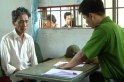 Bị chồng đ&acirc;m chết khi đang b&aacute;n v&eacute; số