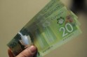 G&acirc;y sốc v&igrave; từ thiện to&agrave;n bộ tiền tr&uacute;ng độc đắc 40 triệu USD