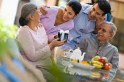 Chữ hiếu ng&agrave;y Vu Lan: B&aacute;o hiếu cha mẹ bằng l&ocirc; đề, độc dược